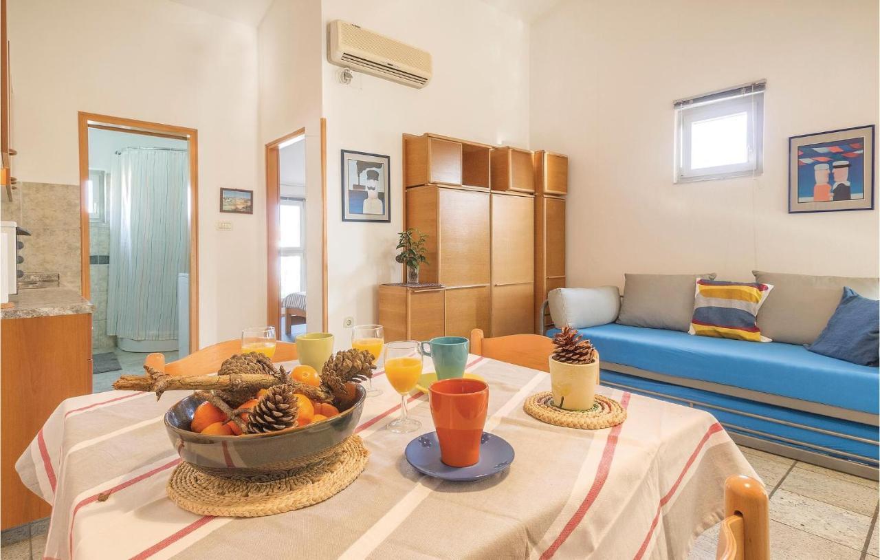 Lovely Apartment In Fazana With House Sea View 외부 사진